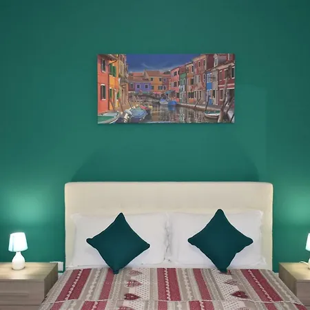 Venice Popular